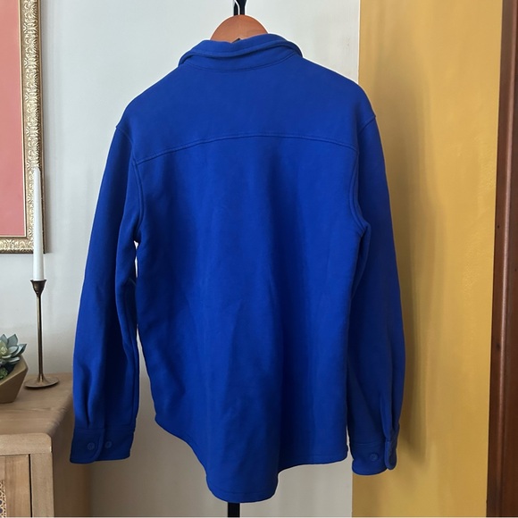 Aritzia TNA Cozy Fleece Boyfriend Fit Shacket Button Up Shirt Pocket Blue Size M - Picture 4 of 5